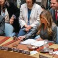 Μελάνια Τραμπ στο Συμβούλιο Ασφαλείας του ΟΗΕ: «H ειρήνη δεν χρειάζεται να είναι εύθραυστη»