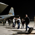 Επαναπατρισμό πολιτών από τα Ηνωμένα Αραβικά Εμιράτα με C-130 της Πολεμικής Αεροπορίας