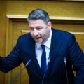 O Νίκος Ανδρουλάκης στο βήμα της Βουλής
