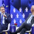 Ο Κυριάκος Μητσοτάκης μαζί με τον Αντόνιο Κόστα στο Οικονομικό Φόρουμ των Δελφών