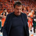 Έξαλλος ο Αταμάν με τον πρόεδρο της Χάποελ: «Δεν θα φτάσεις ποτέ το επίπεδό μου – Σκάσε και κοίτα την ομάδα σου»