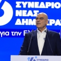 Με χειροκροτήματα ο Δένδιας στο Συνέδριο της ΝΔ: Το DNA του κόμματος και οι αιχμές για το επιτελικό κράτος 
