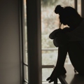 Αυτοκτονίες εφήβων: Κίνδυνος μιμητισμού από την προβολή τους – Ο ΠΟΥ προειδοποιεί