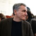 Τσακαλώτος για Τσίπρα: «Είναι αριστερός ανάλογα με τη μέρα που θα τον ρωτήσετε»