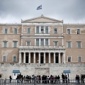 Δημοσκόπηση Interview: 13 μονάδες προβάδισμα για τη ΝΔ - Οριακά στη 2η θέση ο Τσίπρας