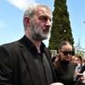 Κηδεία Γωγώς Μαστροκώστα: Λύγισε η Κρίστι Κρανά, «υποκλίνομαι στον Τραϊανό Δέλλα»