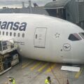 Lufthansa: Αεροσκάφος έξι μηνών κατέρρευσε στην πύλη αναχώρησης