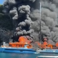 Τουριστικά σκάφη τυλίχθηκαν στις φλόγες στο λιμάνι των Παξών -Βίντεο