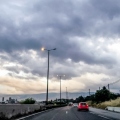 Ζεστός ο καιρός σήμερα με τη θερμοκρασία να φτάνει τους 35 βαθμούς Κελσίου