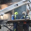 Καλλιθέα: Πήρε εξιτήριο η 75χρονη που πήδηξε από το μπαλκόνι για να σωθεί από τη φωτιά