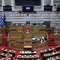 Γεωργιάδης σε Κωνσταντοπούλου με αφορμή το περιστατικό στην Θεσσαλονίκη: «Κάνετε εκμετάλλευση όποιου βρίσκετε μπροστά σας»