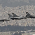 Διελεύσεις μαχητικών πάνω από την Αττική αύριο Τετάρτη από τις 09:00 έως τις 10:00