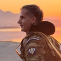 Ξανά αλεξιπτωτιστής ο Κώστας Μπακογιάννης - Πραγματοποίησε δύο άλματα ως έφεδρος
