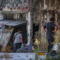 Θρίλερ στην Κυψέλη - Σορός γυναίκας σε προχωρημένη σήψη εντοπίστηκε μέσα στη βαλίτσα