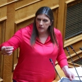 Κωνσταντοπούλου κατά ΚΚΕ: «Επαγγελματίες του κομμουνισμού με μισθό» - «Βούρκος και κατήφορος»