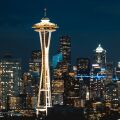 Σιάτλ: Ανέβηκαν στο Space Needle ως τουρίστες και πήδηξαν με αλεξίπτωτο
