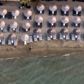 Με το MyCoast οι πολίτες μπορούν να ελέγχουν αν οι ξαπλώστρες έχουν τοποθετηθεί νόμιμα