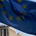 ΥΠΟΙΚ: Όφελος 2 δισ. ευρώ από την πρόωρη αποπληρωμή 13 δισ. ευρώ του δημόσιου χρέους το 2026