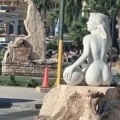 Αντιδράσεις για το άγαλμα με τη γυμνή γυναικεία μορφή στην προβλήτα του Λαυρίου