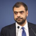 «Δεν ζούμε σε παράδεισο»: Η παραδοχή Μαρινάκη και η επίθεση της ΕΛ.Α.Σ