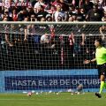 Απίστευτες εικόνες στη La Liga: Μπίλιες και σαΐτες έφεραν την οριστική διακοπή στο Ράγιο Βαγιεκάνο-Μπιλμπάο