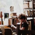 Book Therapy: Πρόβα (διαβαστερού) χειμώνα με Δοκίμιο, βιβλία Ιστορίας, Επιστήμης, Γονεϊκότητας και Χόμπι