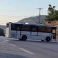 Οδηγός λεωφορείου έκανε παράνομη αναστροφή στην Αθηνών-Σουνίου: Ταυτοποιήθηκε η 48χρονη