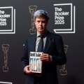 Στον συγγραφέα Ντέιβιντ Σάλαϊ το βραβείο Booker 2025