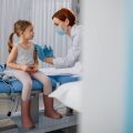 Επίτροπος FDA: Υπήρξαν όπως φαίνεται, 10 θάνατοι παιδιών από εμβόλια κατά της COVID