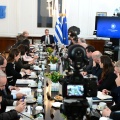 Στιγμιότυπο από το Υπουργικό Συμβούλιο υπό τον πρωθυπουργό