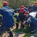 Η επιχείρηση διάσωσης του άνδρα στο Άλσος Βεϊκου