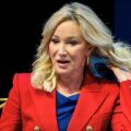 Η Paula White στον ζωολογικό κήπο του Ντόναλντ Τραμπ