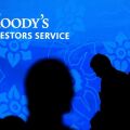 Η Moody’s διατηρεί την Ελλάδα σε επενδυτική βαθμίδα, εξαίροντας τις δημοσιονομικές επιδόσεις και τη μείωση του χρέους στο χαμηλότερο επίπεδο από το 2010