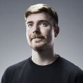 Ο MrBeast αποκαλύπτει τον κανόνα πίσω από τα βίντεο των 100 εκατ. views - Ο κορυφαίος YouTuber αποκαλύπτει τη στρατηγική του για το viral περιεχόμενο