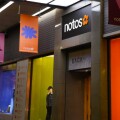 Τα πολυκαταστήματα Notos στη συμβολή Αιόλου και Σταδίου