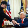 Ο Έλον Μασκ, οι δαίμονες του Ομήρου και η Αφρικανή πρωταγωνίστρια 