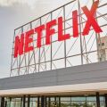 Το Netflix κατήργησε βασικά φίλτρα αναζήτησης στην έκδοση για υπολογιστές, με τους χρήστες να επικρίνουν την υπερβολική εξάρτηση από τον αλγόριθμο.