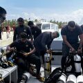 Μαλδίβες: Φινλανδοί δύτες θα προσπαθήσουν να βρουν σήμερα τα πτώματα των Ιταλών στο σπήλαιο