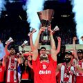 Final Four 2026: Η στιγμή της απονομής του τέταρτου ευρωπαϊκού του Ολυμπιακού