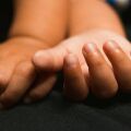 Χανιά: Δίωξη για απόπειρα ανθρωποκτονίας και στους δύο γονείς για την κακοποίηση της 3χρονης