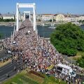 Η αστυνομία της Ουγγαρίας επέτρεψε τη διεξαγωγή του Pride της Βουδαπέστης, ανατρέποντας την περσινή απαγόρευση που είχε επιβάλει η κυβέρνηση του Βίκτορ Όρμπαν.