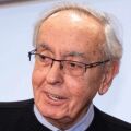 Πέθανε ο Δημήτρης Δασκαλόπουλος, μια από τις πιο επιφανείς μορφές της νεοελληνικής γραμματείας, αφήνοντας πίσω του πλούσιο έργο.