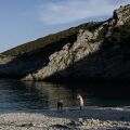 Επέστρεψαν οι μέδουσες στον Ευβοϊκό: Πώς μπορείτε να βλέπετε σε ποιες παραλίες βρίσκονται 