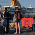 Δεκαπενταύγουστος και αδειούχοι καλοκαιριού στο λιμάνι Πειραιά