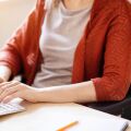 Το υπουργείο Εργασίας ανακοίνωσε 1.000 επιπλέον θέσεις εργασίας για ΑμεΑ σε δήμους και περιφέρειες, με επιδότηση μισθού και εισφορών 