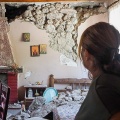 Καταστροφές στο εσωτερικό σπιτιού στη Βόρεια Εύβοια μετά τις σεισμικές δονήσεις