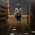 Έκθεση της Unicef κρούει τον κώδωνα του κινδύνου, καθώς ακραία καιρικά φαινόμενα πλήττουν τις υποδομές και απειλούν το μέλλον των παιδιών παγκοσμίως.