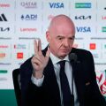 Μουντιάλ 2026: Με ιδιωτικό τζετ μετακινείται ο πρόεδρος της FIFA Τζιάνι Ινφαντίνο, σε μια προσπάθεια να προλαβαίνει δύο αναμετρήσεις την ημέρα σε τρεις χώρες.