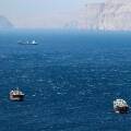 Εμπορικά πλοία στα Στενά του Ορμούζ