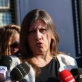 Δίκη για τα Τέμπη: Ένταση μεταξύ συγγενών θυμάτων και Ζωής Κωνσταντοπούλου - Αυτοσυγκράτηση ζήτησε η πρόεδρος